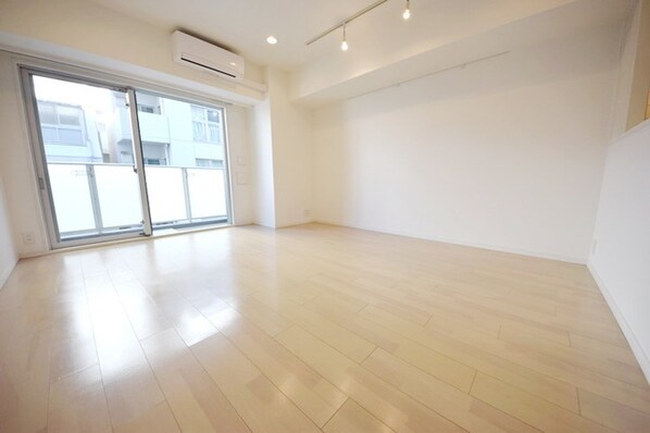 コンフォリア日本橋人形町イーストの物件内観写真